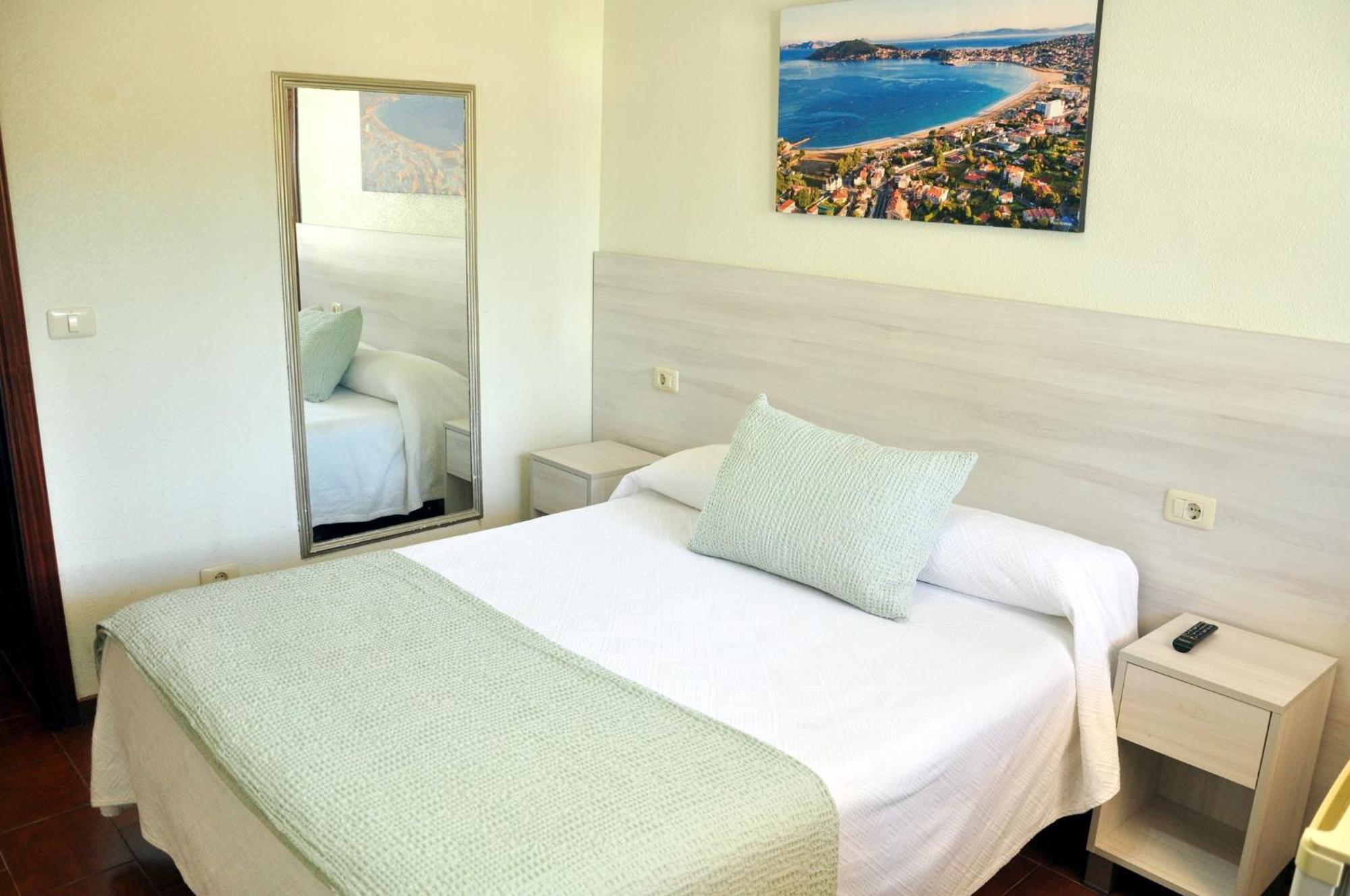 Hostal Paz Gondomar Eksteriør billede