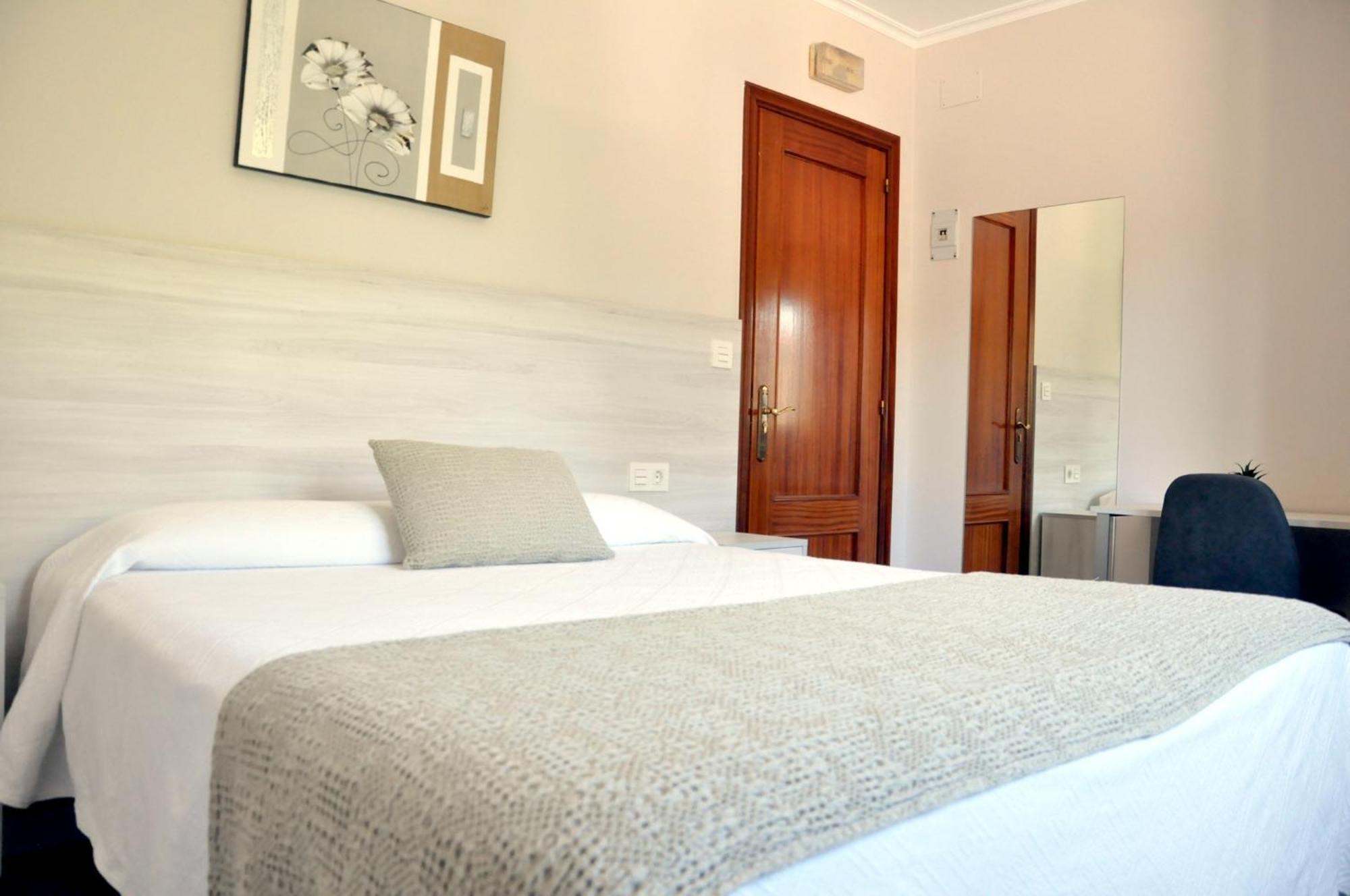 Hostal Paz Gondomar Eksteriør billede